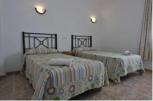 Hostal Facundo COSTA DE LA LUZ Exterior photo
